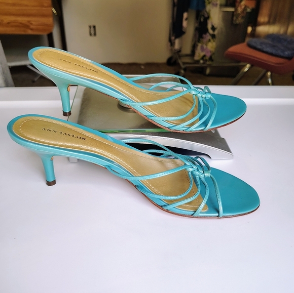 Ann Taylor women's leather strappy stiletto heel sandals,slip-on Turquoise 8.5M, - Picture 8 of 17